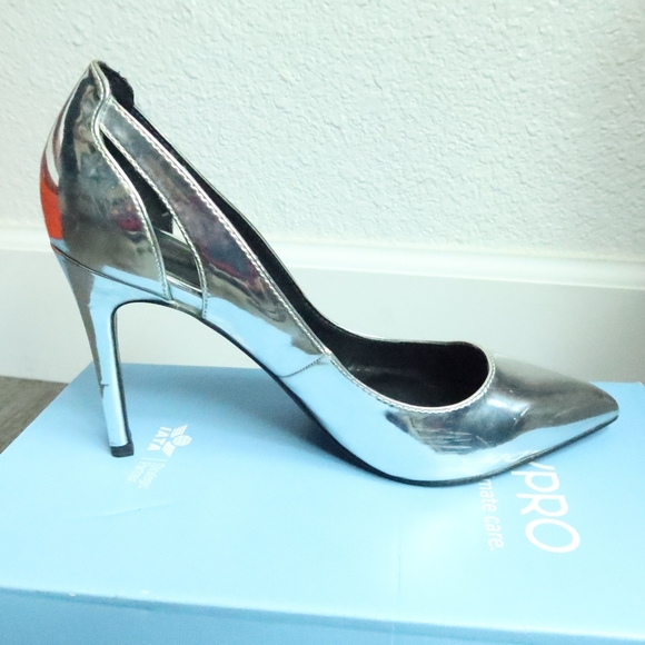 BERSHKA SEXY METALLIC PUMPS - Picture 6 of 7